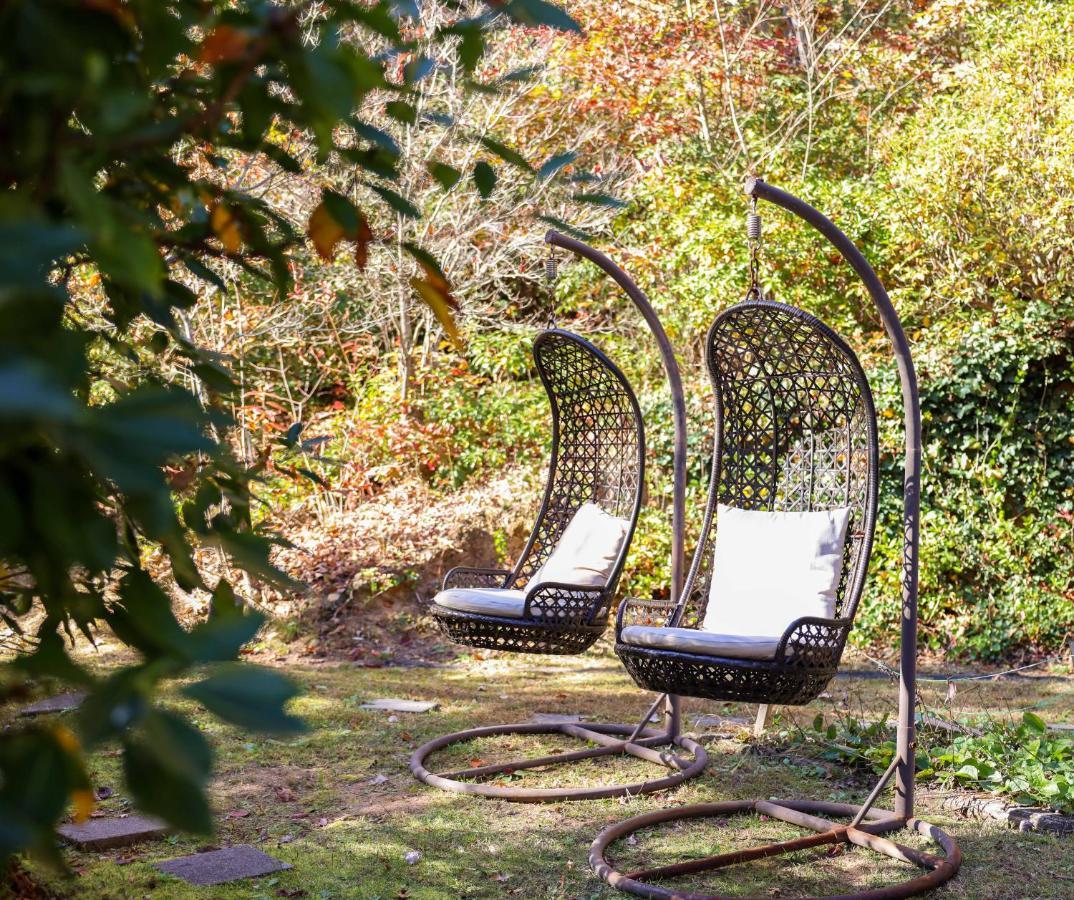 Outland Chalet & Suites Great Smoky Mountains Whittier Екстериор снимка